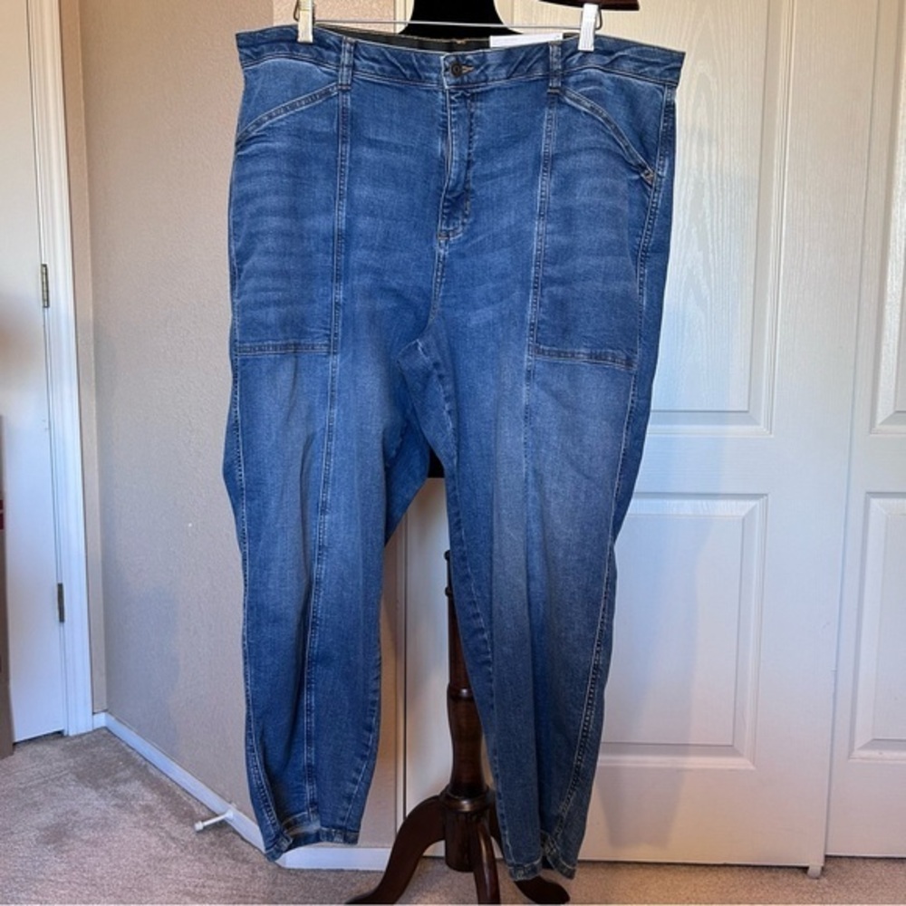 NWT Liz Claiborne Cargo Stretch Waist Straight‎ Leg Ankle Mid-Rise Jeans Size 18